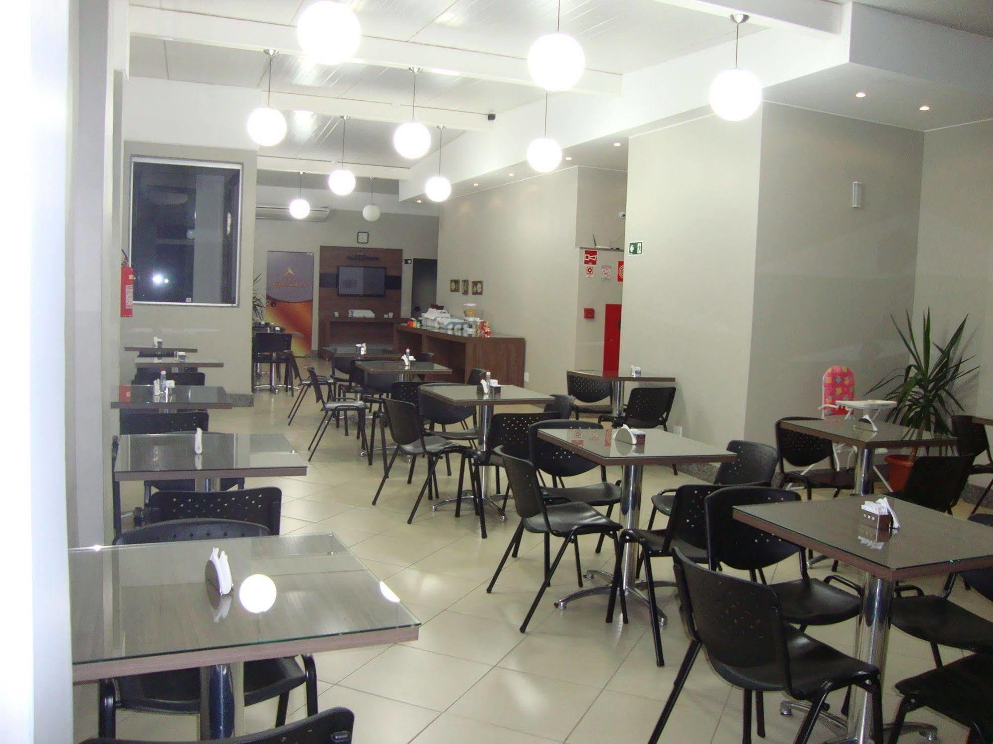 Hotel Golden Jk Muriae Luaran gambar